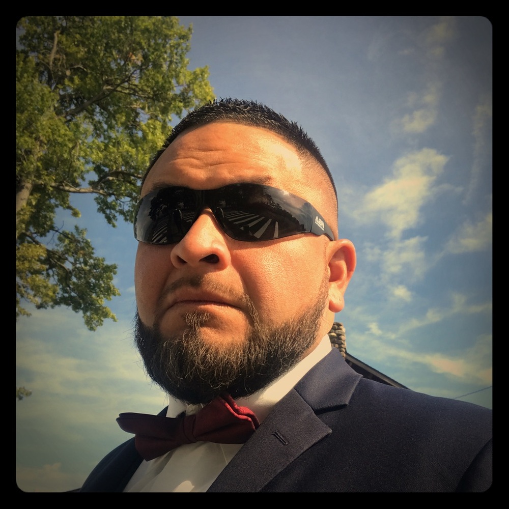 Meet your Posher, Manuel